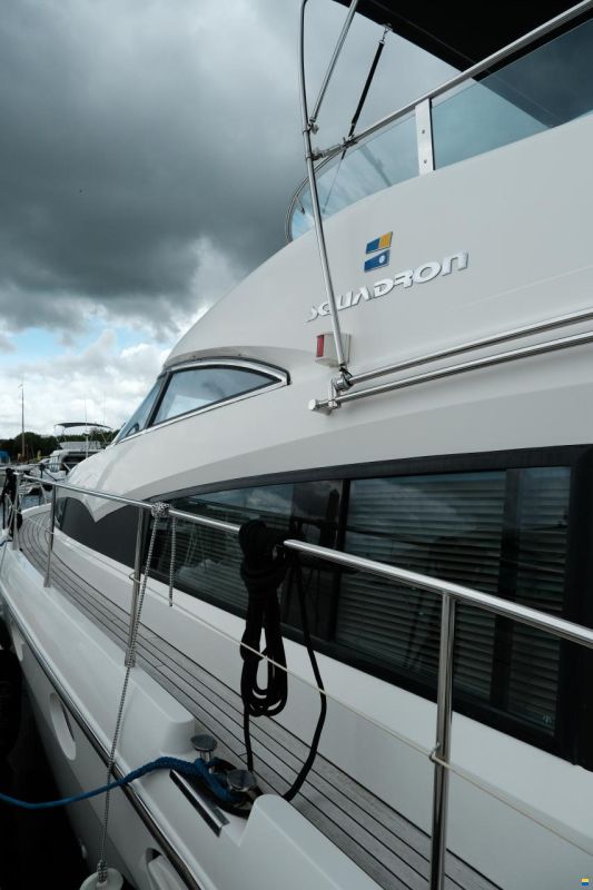 Fairline Squadron 52