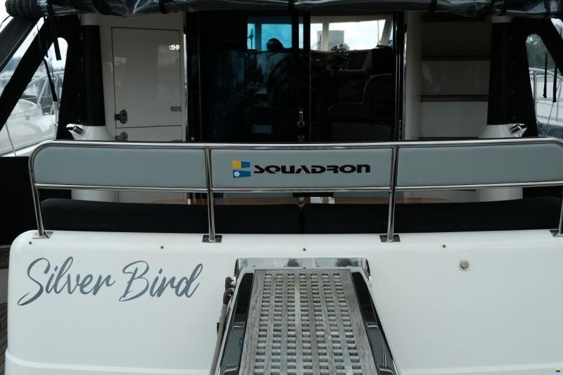 Fairline Squadron 52