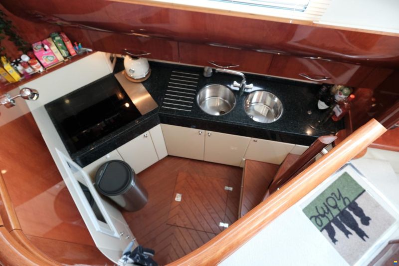 Fairline Squadron 52