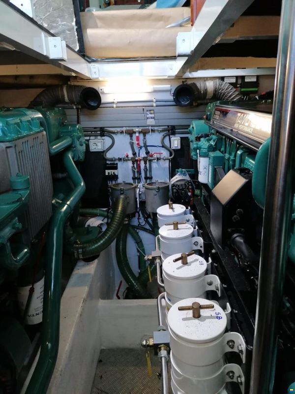 Fairline Squadron 52