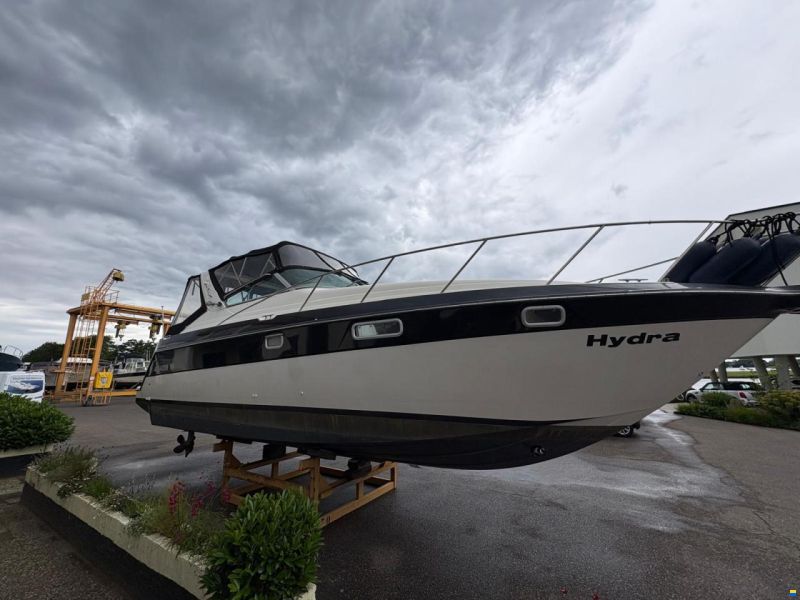 Maxum 3200 SCR