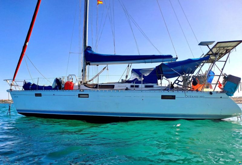 Beneteau Oceanis 390