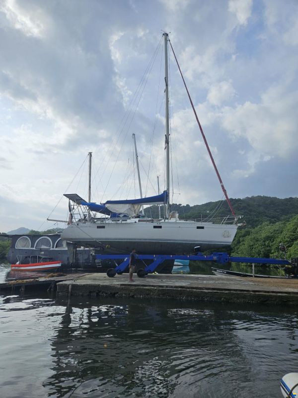 Beneteau Oceanis 390