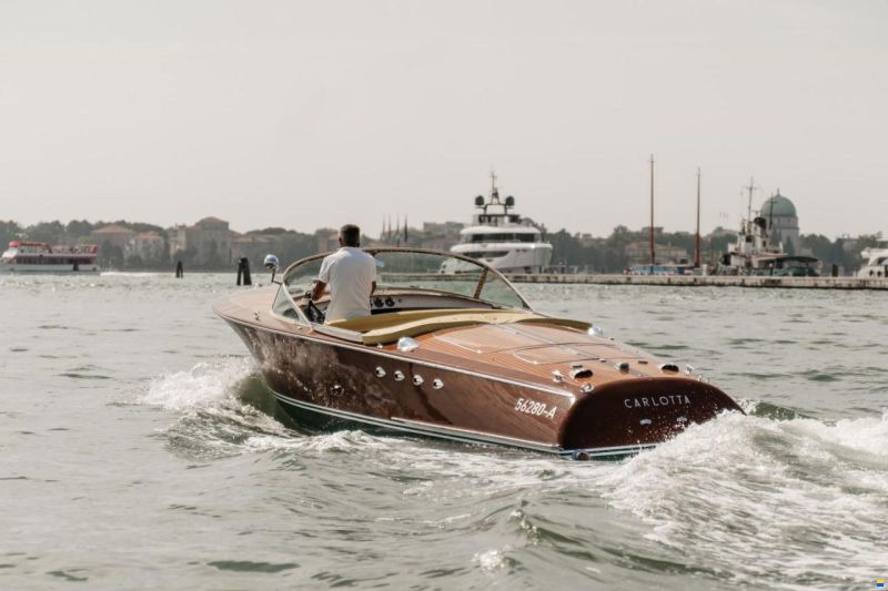 Riva Tritone