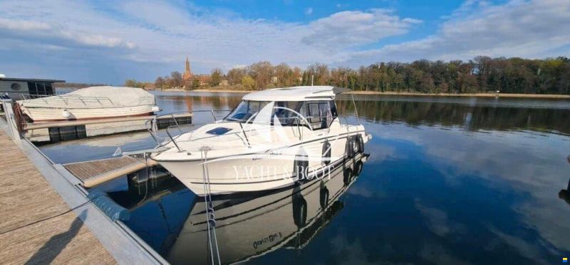 Jeanneau Merry Fisher 795