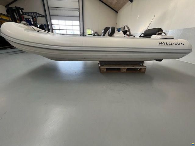 Williams Turbojet 385