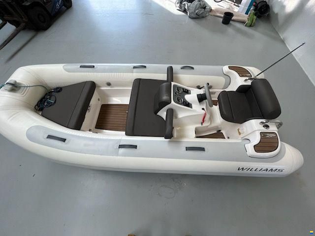 Williams Turbojet 385