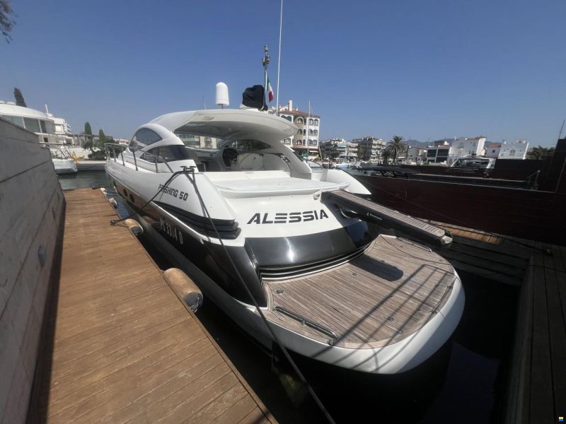 Pershing 50
