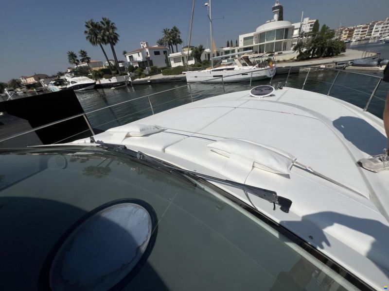 Pershing 50