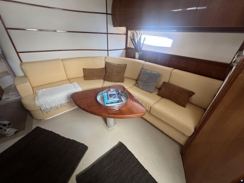 Pershing 50