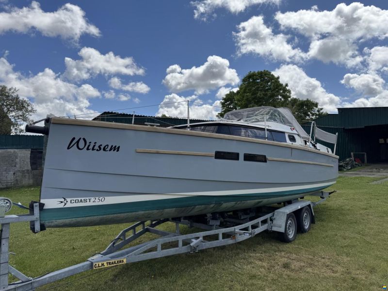 Swallow Yachts Coast 250