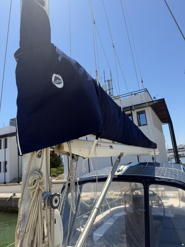 Irwin 38 Mark II
