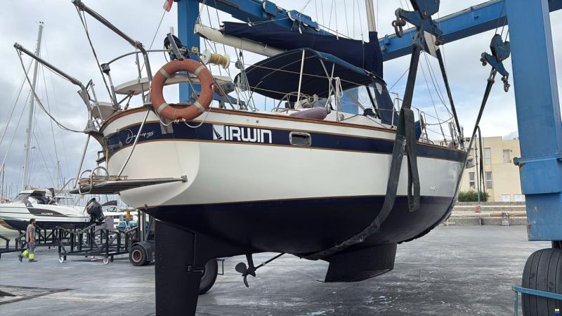 Irwin 38 Mark II