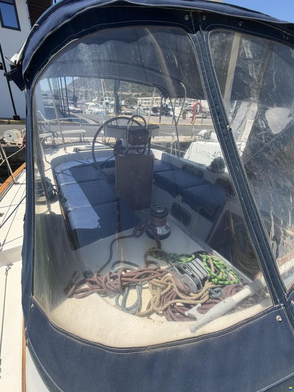 Irwin 38 Mark II