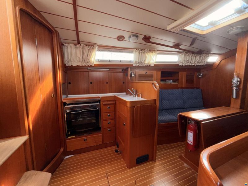 Hallberg-Rassy 31