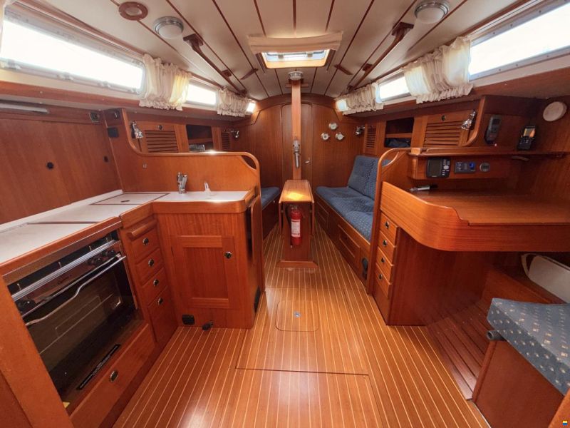 Hallberg-Rassy 31