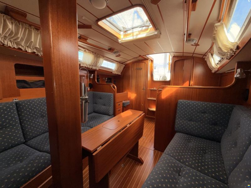 Hallberg-Rassy 31