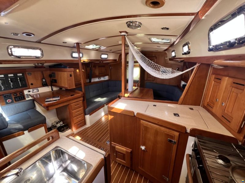 Tartan 3700