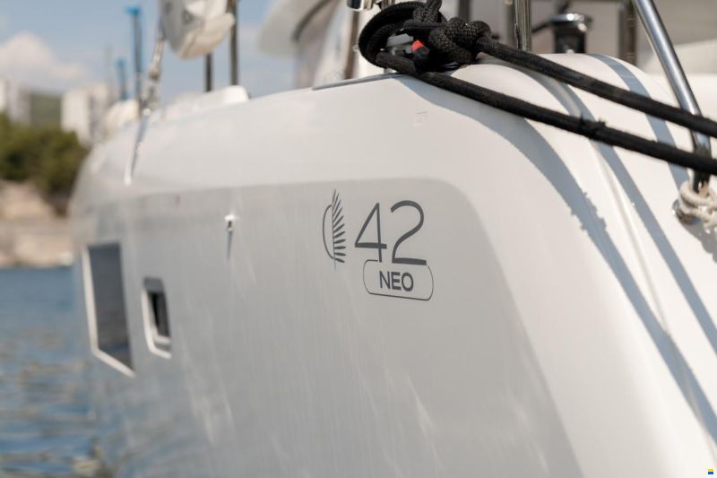 Lagoon 42 NEO