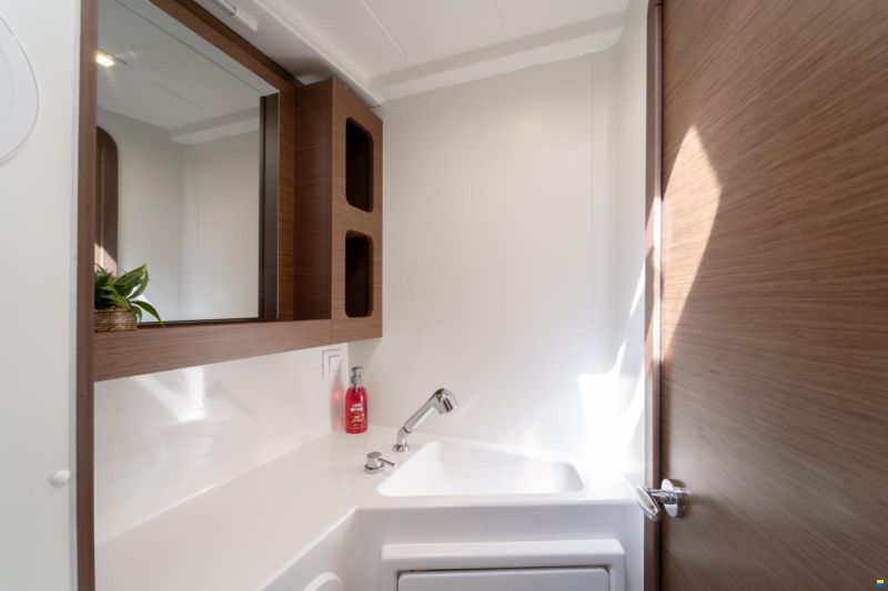 Lagoon 42 NEO