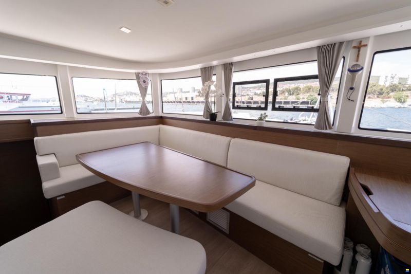 Lagoon 42 NEO