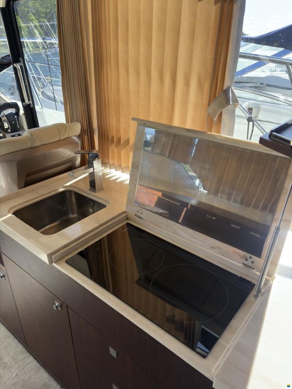 Galeon 360 Fly