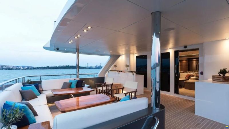 Navinco Corniche 121