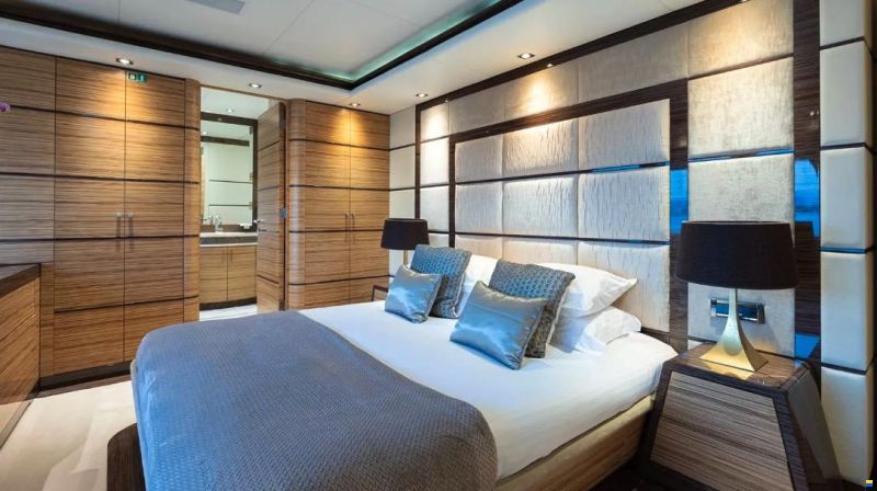 Navinco Corniche 121
