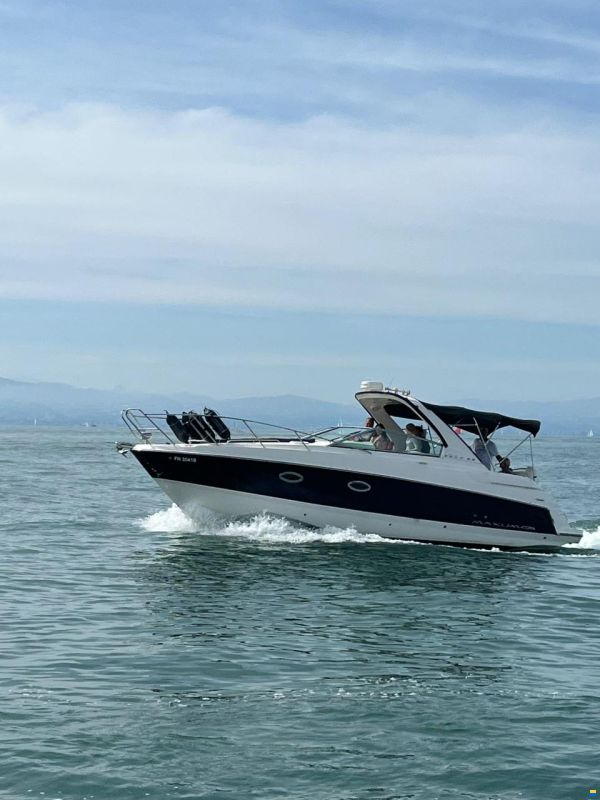 Maxum SE 2900