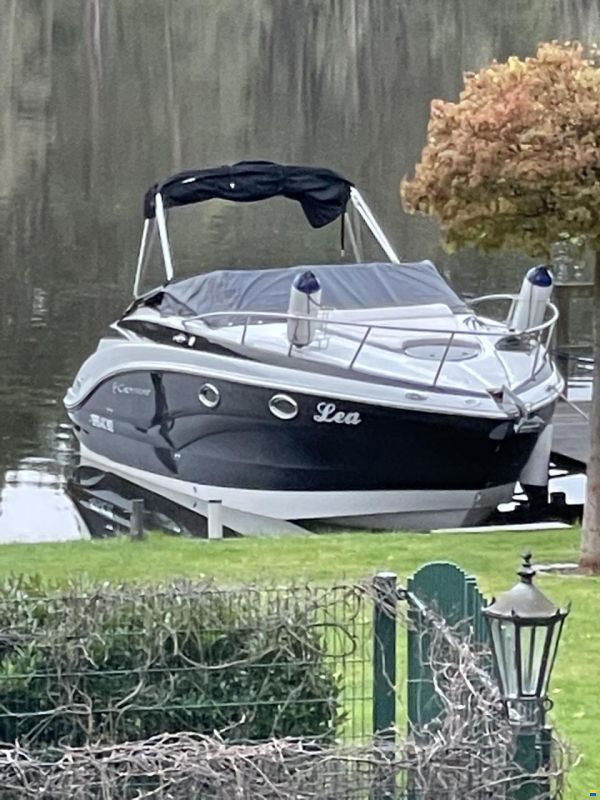 Crownline 264CR