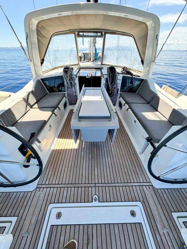 Beneteau Oceanis 41.1