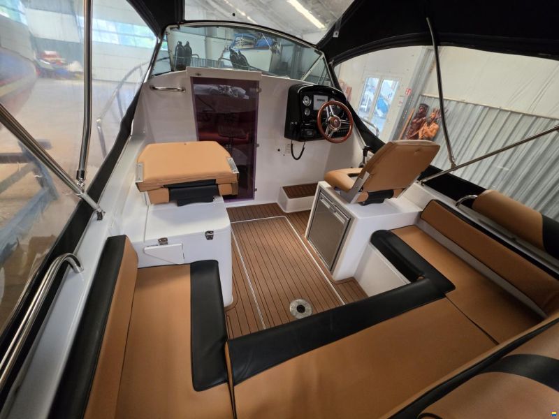 Aqualine 640 Family