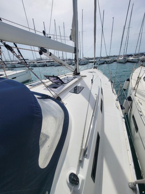 Bavaria CRUISER 45