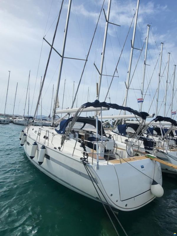 Bavaria CRUISER 45