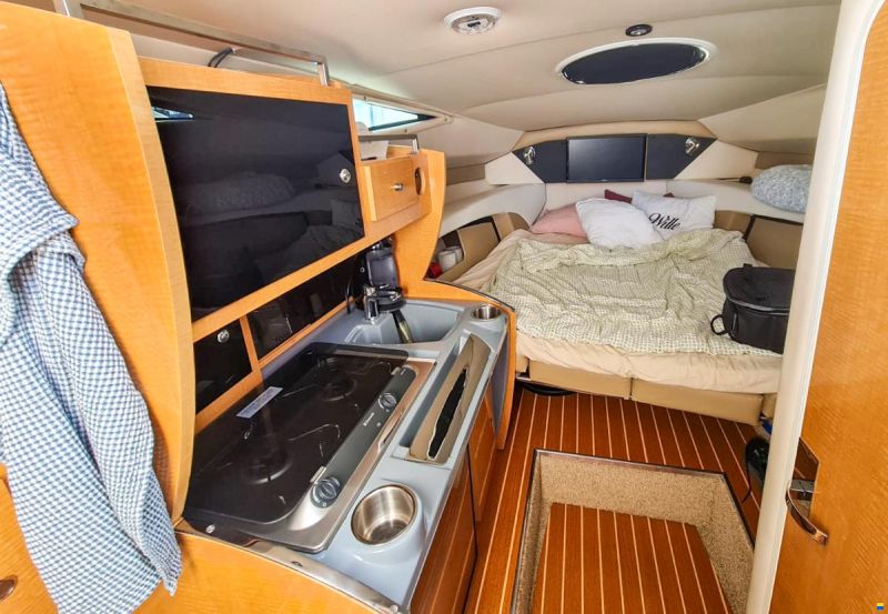 Larson Cabrio 285