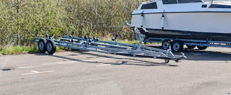 Larson Cabrio 285