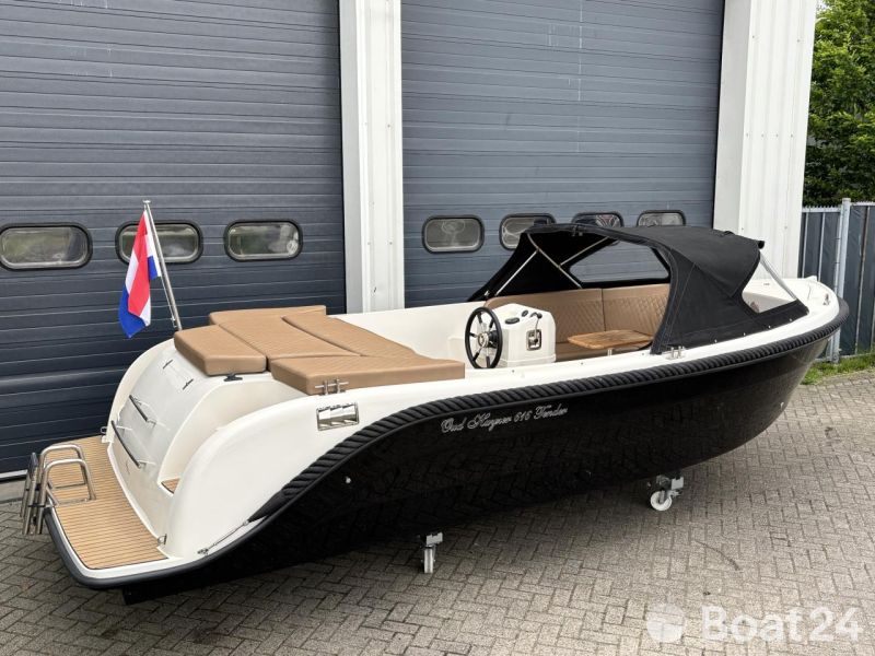 Oud Huijzer 616 Tender