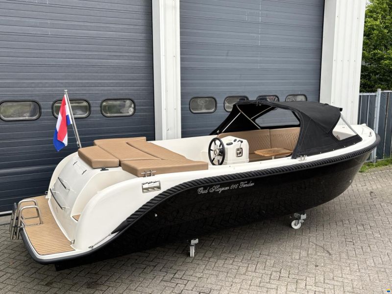 Oud Huijzer 616 Tender