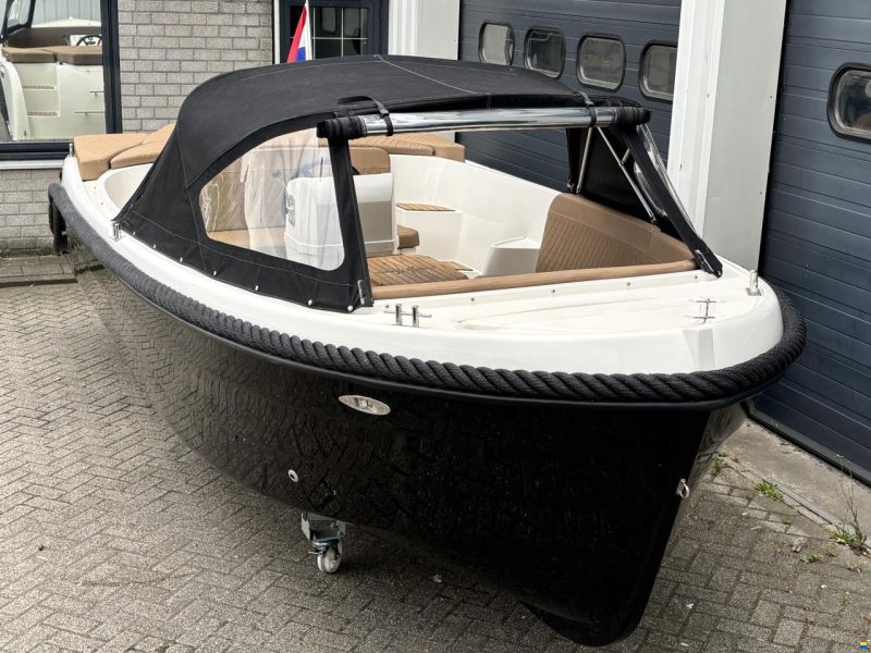 Oud Huijzer 616 Tender