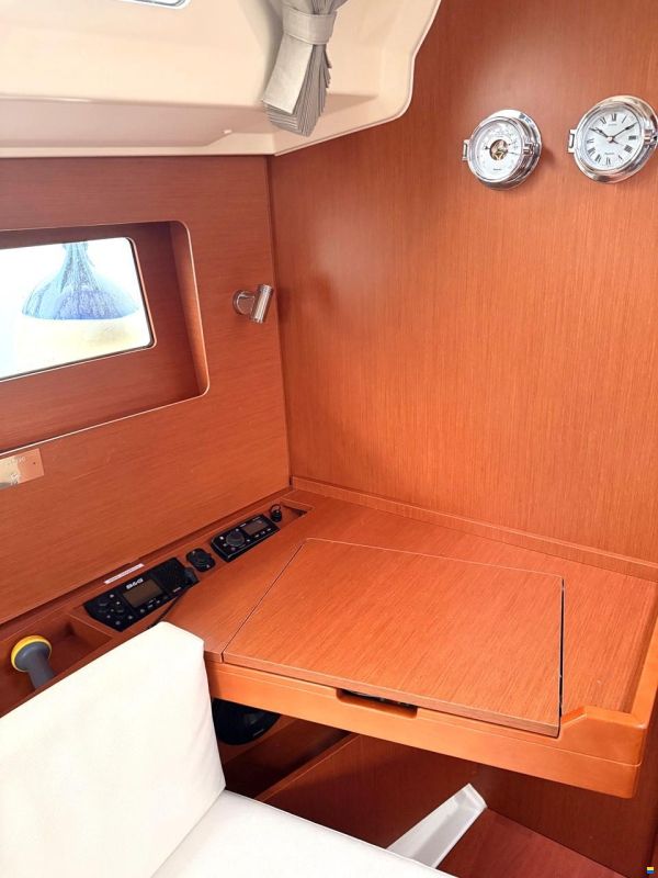 Beneteau Oceanis 41.1