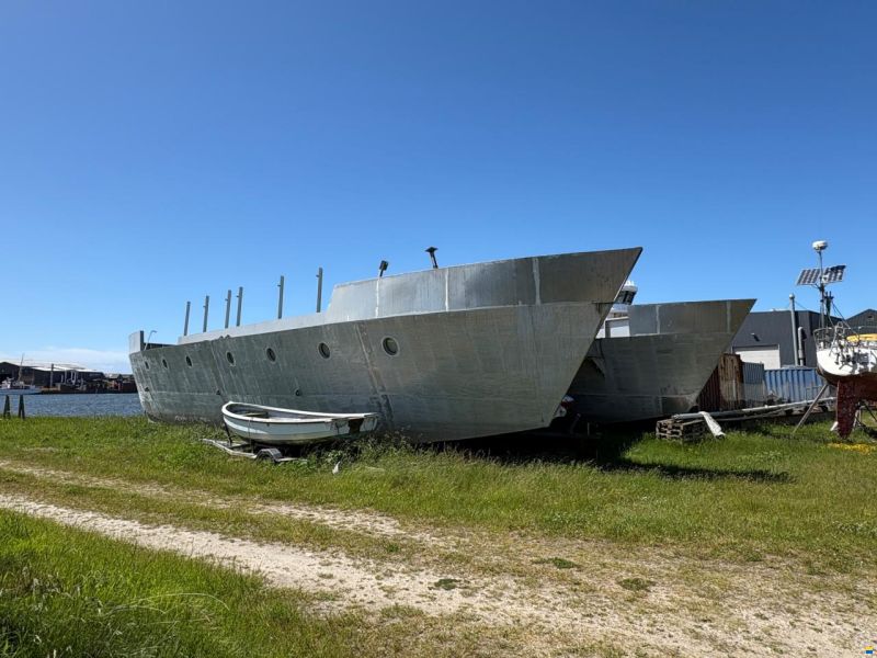 30m catamaran project