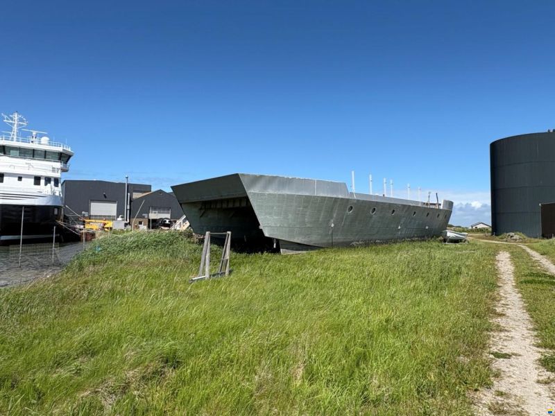 30m catamaran project