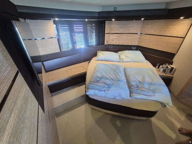 Azimut 53 FLY