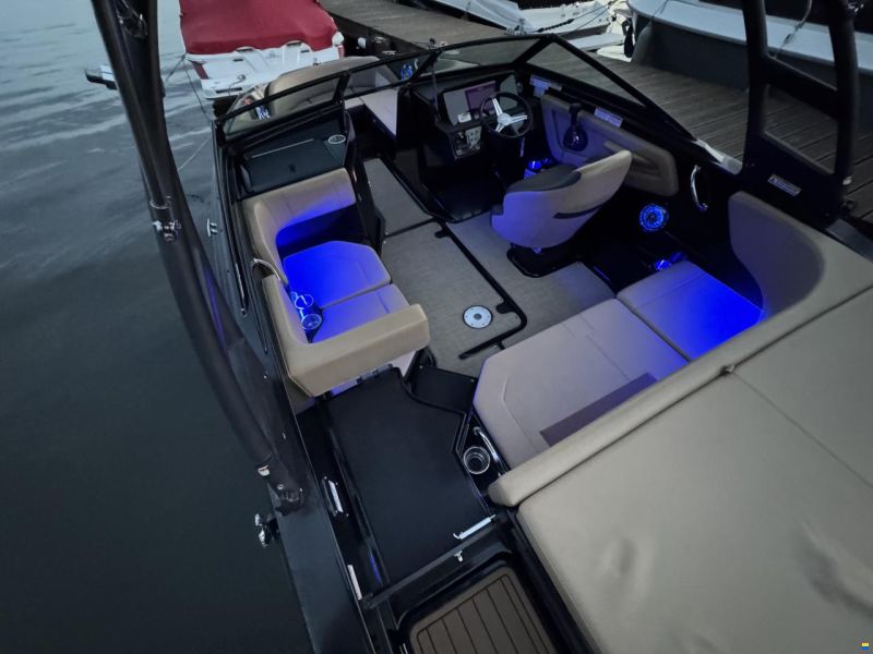 Sea Ray 190 SPX