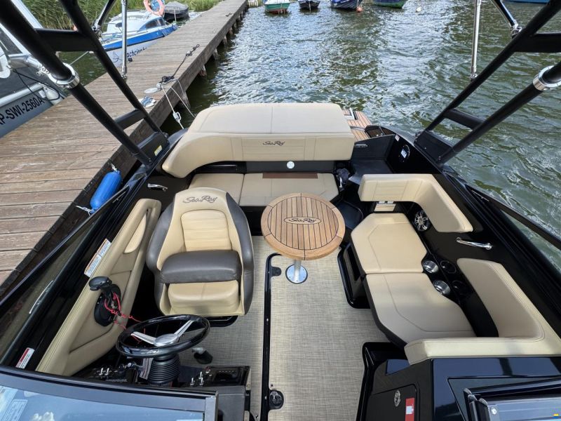 Sea Ray 190 SPX