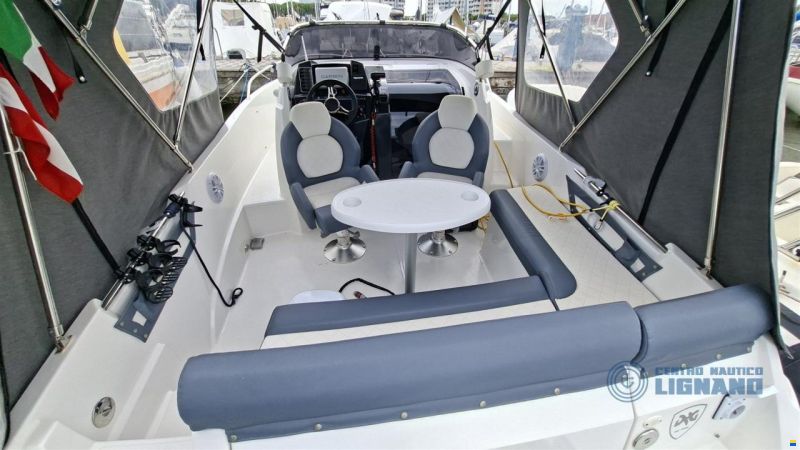AM Yacht 620 Sundeck