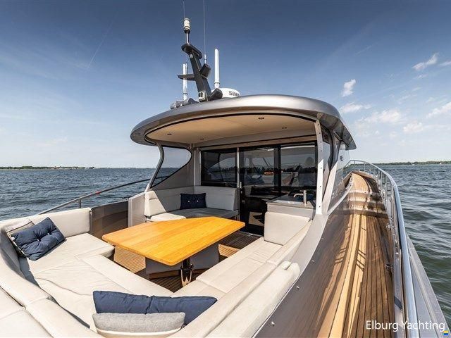 Steeler Yachts 52S Performance - Ella
