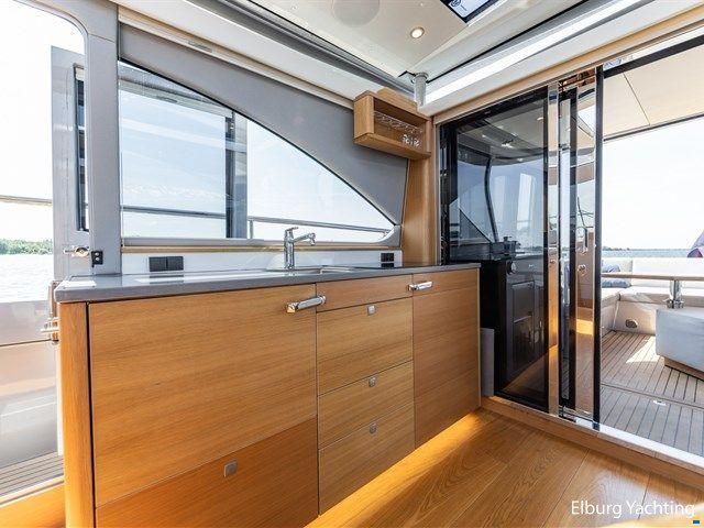 Steeler Yachts 52S Performance - Ella