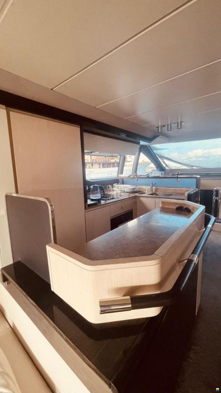 Azimut 66 Flybridge