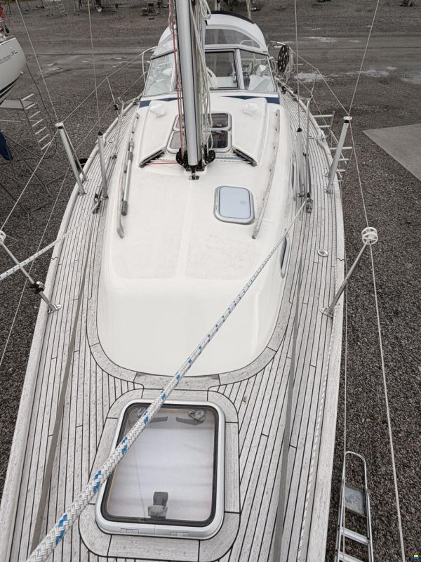 Hallberg-Rassy 310